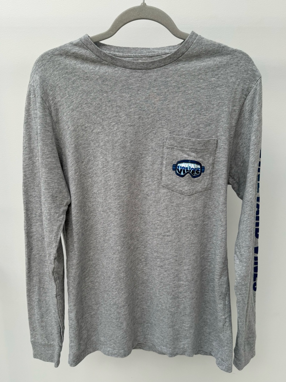 Vineyard Vines Men's Ski Goggles Logo Long-Sleeve Shirt in Gray, Size‎ S